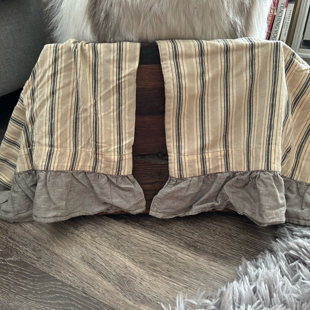 King size Farmhouse pillowcases (pair)